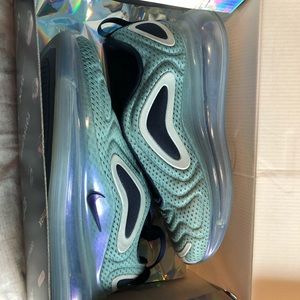 Nike Air Max 720 Northern Lights Day